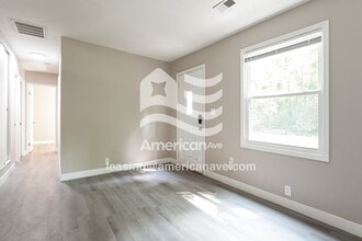 2005 N Elmer St in South Bend, IN - Foto de edificio - Building Photo