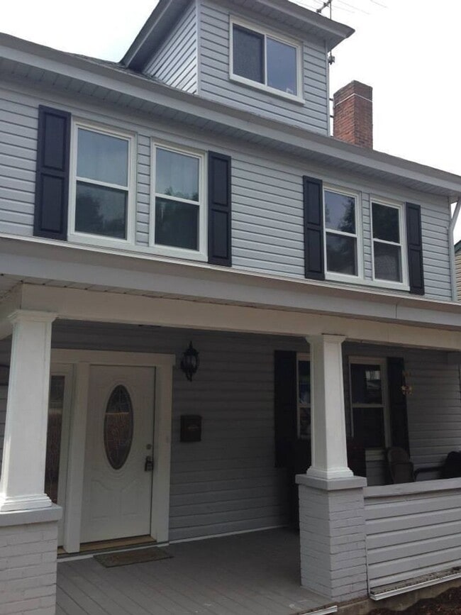 property at 2820 Patterson St