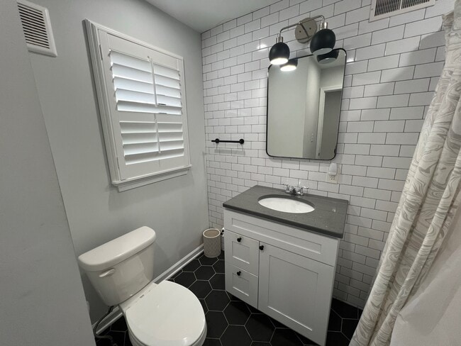 property at 516 Susan Dr