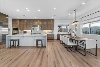 27363 Dialogue Wy in Valencia, CA - Building Photo - Building Photo