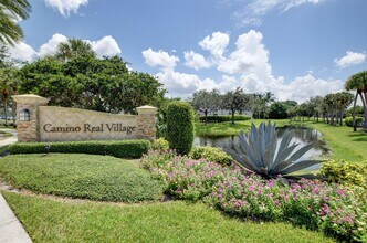 5801 Camino Del Sol in Boca Raton, FL - Building Photo - Building Photo