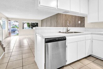 7833 Camino Raposa in San Diego, CA - Building Photo - Building Photo