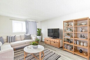 Sunalta 1913 in Calgary, AB - Building Photo