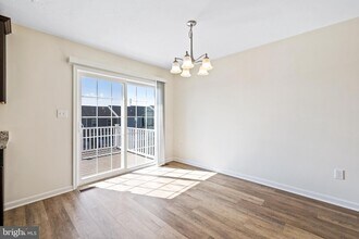 0 H St, Unit 8 in Carlisle, PA - Building Photo - Building Photo