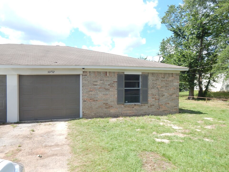 10792 Kelli Dr in Tyler, TX - Building Photo