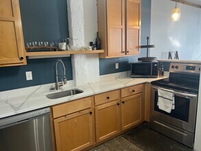 523 Grand Blvd, Unit 4D in Kansas City, MO - Foto de edificio - Building Photo