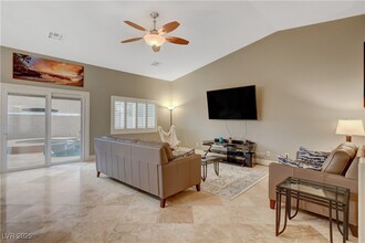 4056 Bottiglia Ave in Las Vegas, NV - Building Photo - Building Photo
