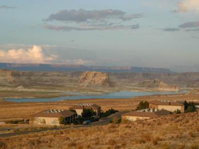 Tower Butte Dr in Greenehaven, AZ - Building Photo