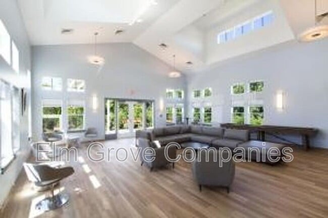 82 Nectaria Wy in Manchester, NH - Building Photo - Building Photo