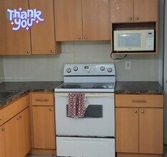 2245 NW 3rd St in Miami, FL - Building Photo - Building Photo