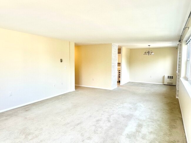 property at 893 Farmington Ave