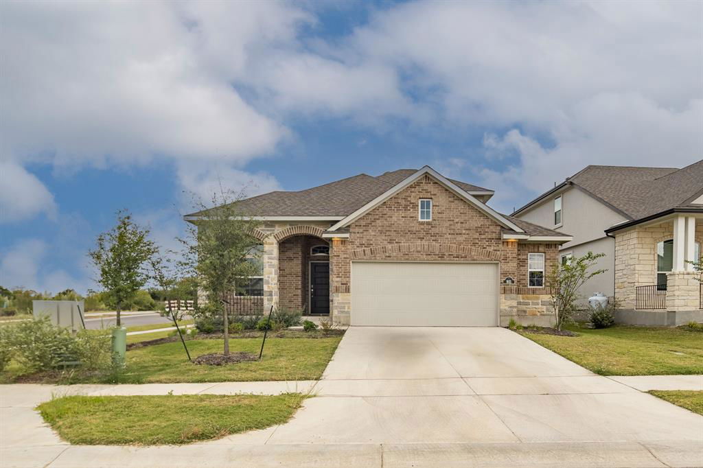 901 Leaning Oak Ln in Georgetown, TX - Building Photo