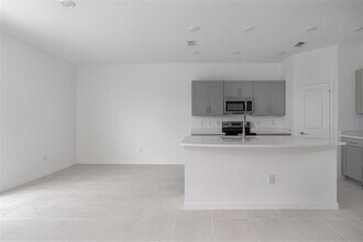 11787 Glenside Ter in Palmetto, FL - Building Photo - Building Photo