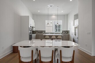 3810 Berkman Dr in Austin, TX - Building Photo - Building Photo