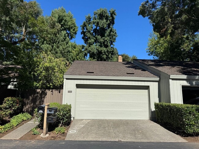 1431 University Ave in Sacramento, CA - Building Photo - Building Photo