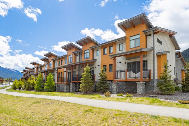 Three Sisters Parkway in Canmore, AB - Building Photo - Building Photo