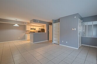 12905 Woodforest Blvd in Houston, TX - Building Photo - Building Photo