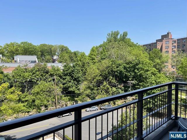 4 Horizon Rd in Fort Lee, NJ - Building Photo - Building Photo