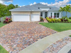 5329 Blue Reed Ln in Wellington, FL - Building Photo