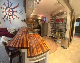 2 Winter Park Dr in Vernon, NJ - Building Photo - Building Photo