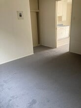351 Hermosa Ave, Unit c in Long Beach, CA - Foto de edificio - Building Photo
