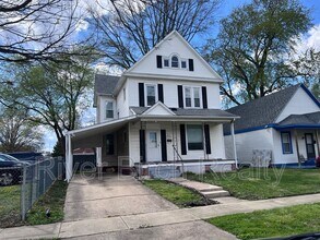 719 N 8th St in Springfield, IL - Building Photo - Building Photo