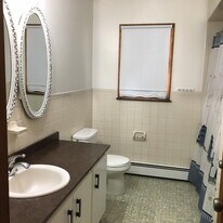 193 Banta Ave, Unit apartment 2nd FL in Garfield, NJ - Building Photo