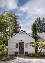 11 Sutton Rd in Millbrook, NY - Building Photo - Building Photo