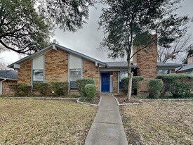 5106 Woodmeadow Dr in Garland, TX - Building Photo