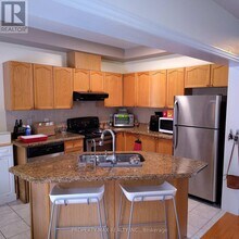 55 Park Pl Dr in Markham, ON - Building Photo - Building Photo