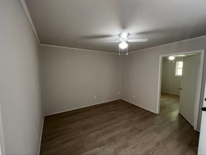1524 Mosstree Rd, Unit D in North Charleston, SC - Foto de edificio - Building Photo