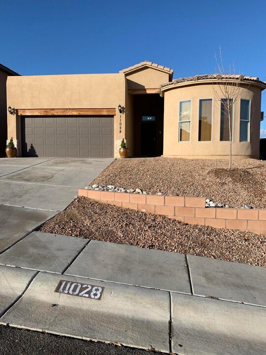 11028 Maravillas Dr NW in Albuquerque, NM - Building Photo