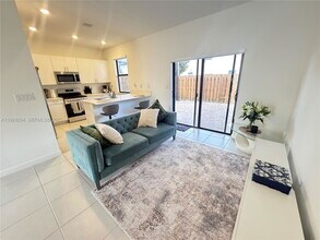 23036 SW 129th Place Rd in Miami, FL - Building Photo - Building Photo