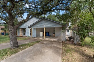 11811 Argonne Forest Trail in Austin, TX - Building Photo - Building Photo