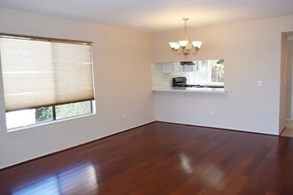 5744 Mildred St in San Diego, CA - Building Photo - Building Photo