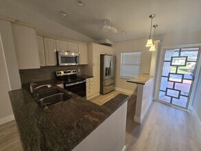 18765 Candlewick Dr in Boca Raton, FL - Building Photo - Building Photo