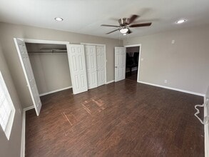 620 Viewpoint Dr in Poteet, TX - Building Photo - Building Photo
