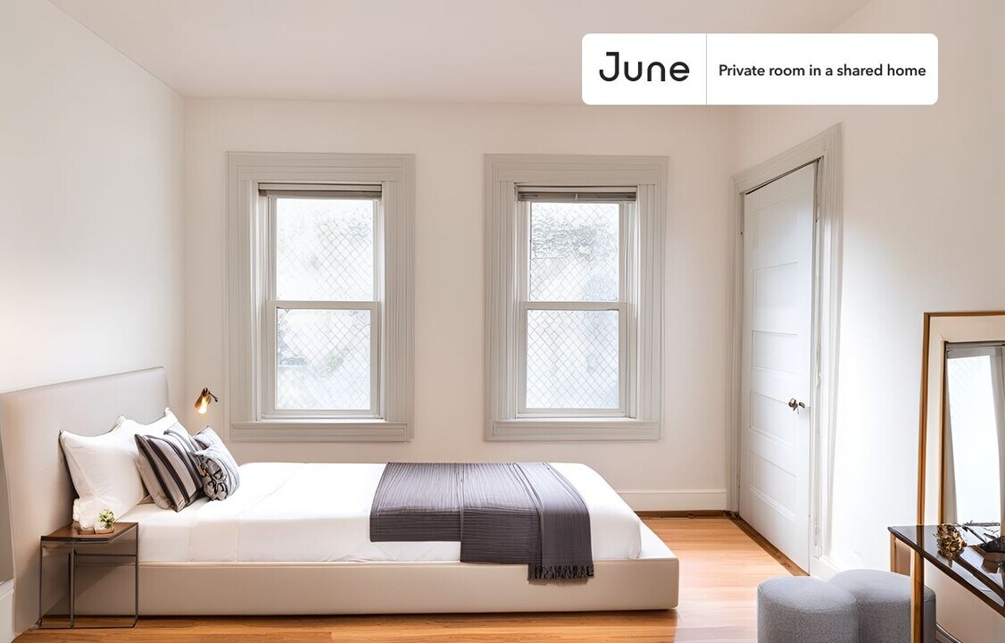 Room in Shared 4 bed/1 bath home in Boston, MA - Foto de edificio