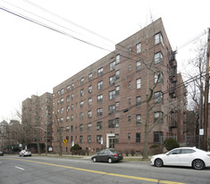 Gedney House Apartments