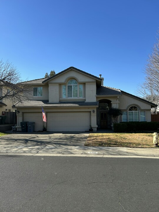 6300 Moonstone Dr in Rocklin, CA - Building Photo