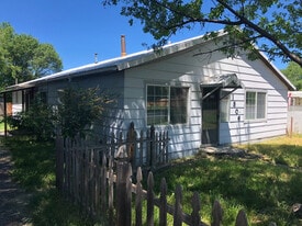 1506 Ivory St in Klamath Falls, OR - Building Photo