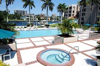 100 SE 5th St in Boca Raton, FL - Building Photo - Building Photo