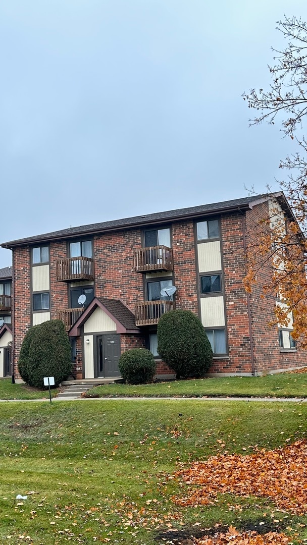 413 Berkshire Dr in Crystal Lake, IL - Building Photo - Building Photo