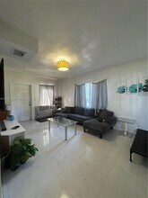 14760 Tyler St in Miami, FL - Building Photo - Building Photo