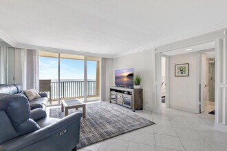 300 Ocean Trail Way, Unit 907 in Jupiter, FL - Building Photo - Building Photo