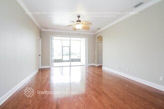 6311 Bridgecrest Dr in Lithia, FL - Building Photo - Building Photo