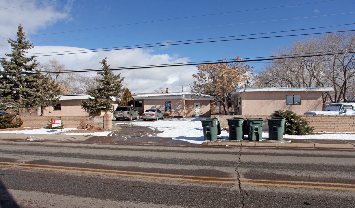 1713 Fifth St in Santa Fe, NM - Building Photo