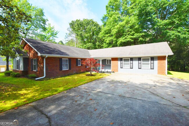 98 Woodvalley Dr in Fayetteville, GA - Building Photo - Building Photo