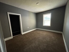 1547 E McLemore Ave in Memphis, TN - Building Photo - Building Photo