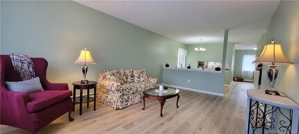 4 Eden Ct in Brookfield, CT - Building Photo - Building Photo